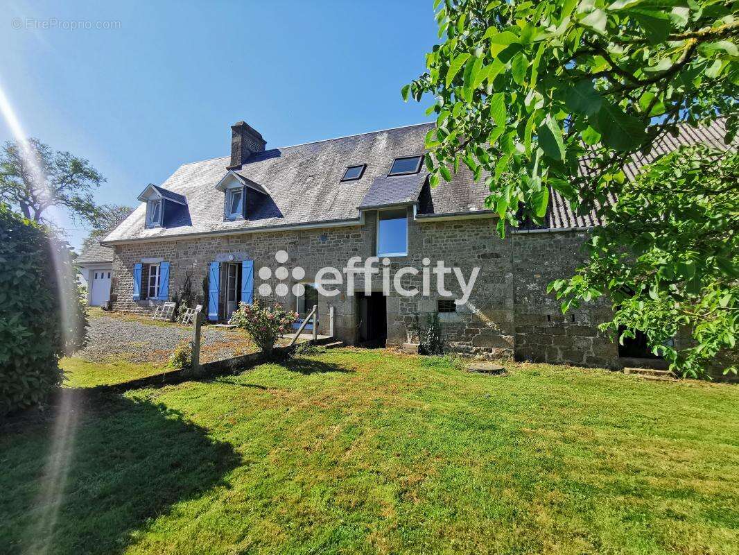 Maison à SAINT-SEVER-CALVADOS
