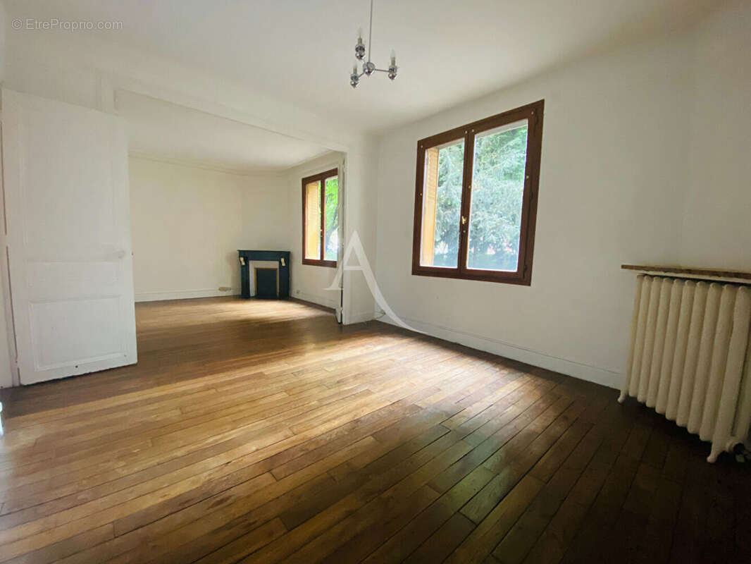 Appartement à MAISONS-ALFORT