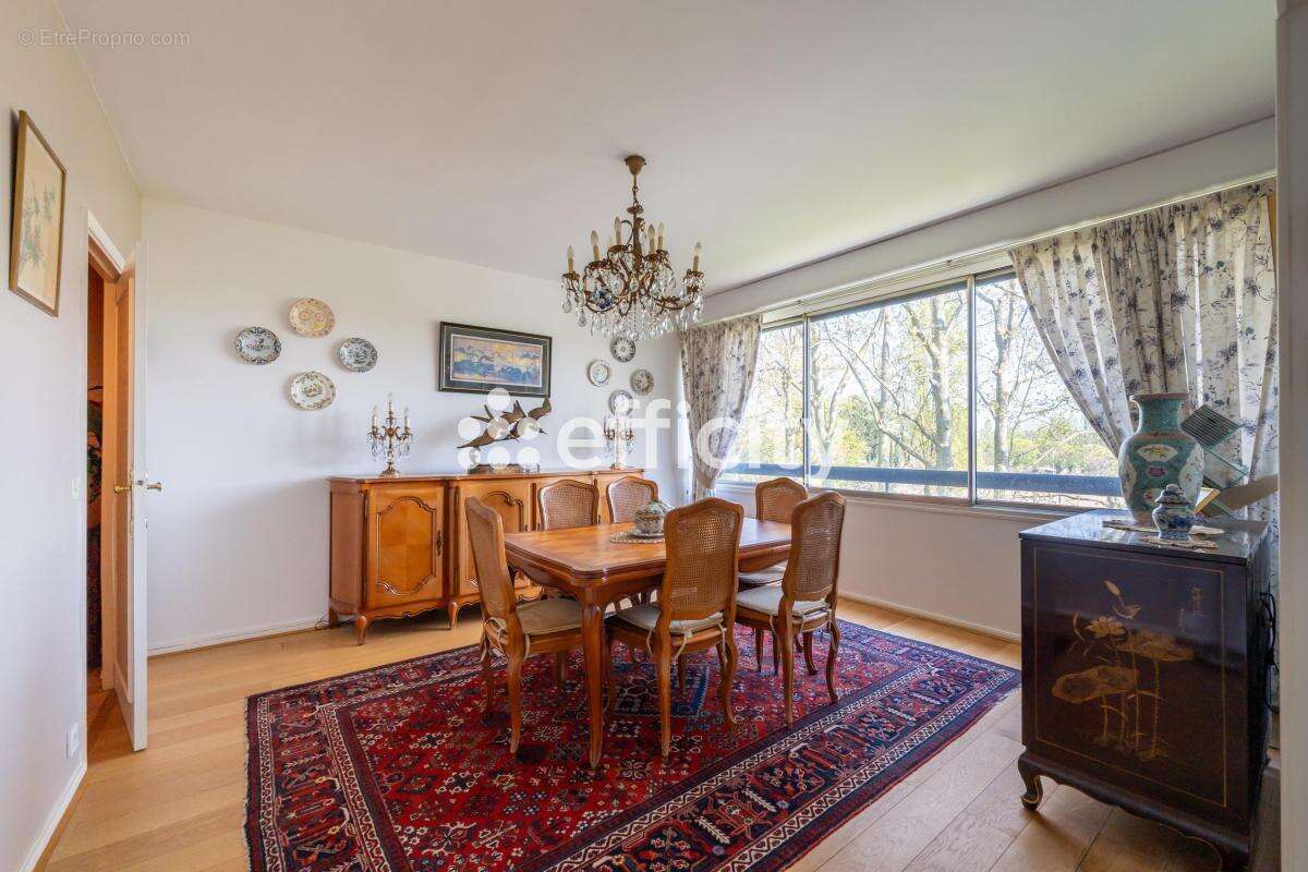 Appartement à VAUCRESSON