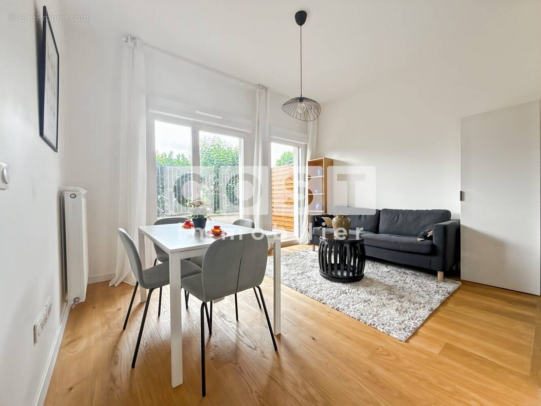 Appartement à ASNIERES-SUR-SEINE