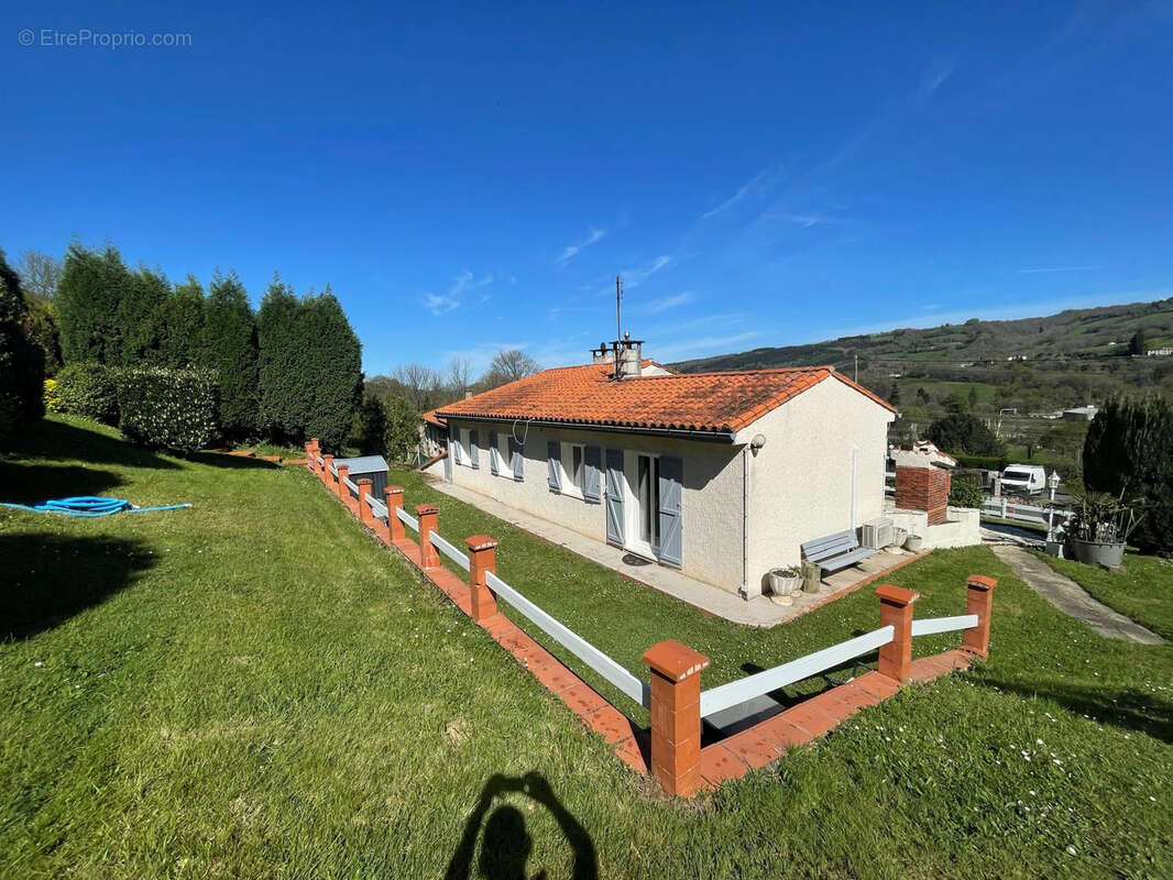 Maison à SAINT-AMANS-SOULT