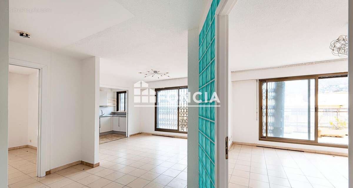 Appartement à MENTON