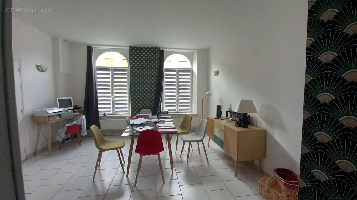 Appartement à ETREAUPONT