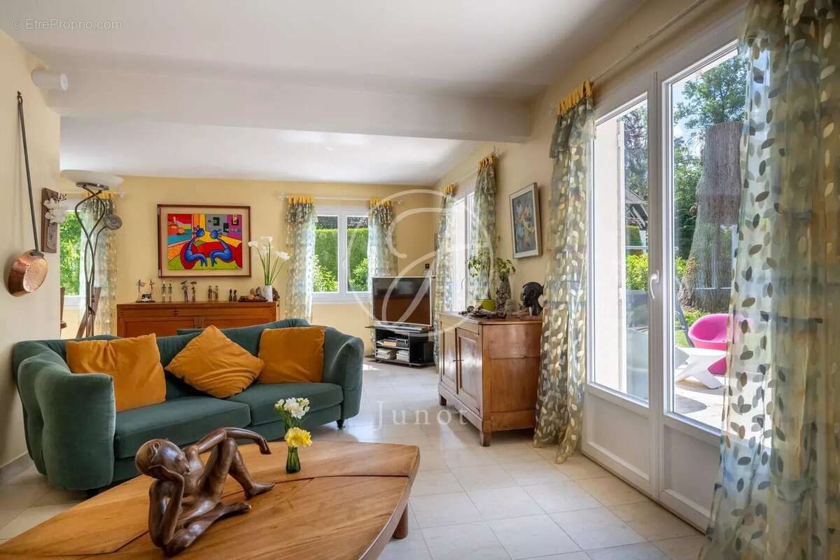 Maison à MARLY-LE-ROI