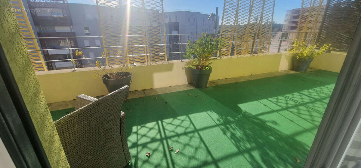 Appartement à JUVIGNAC