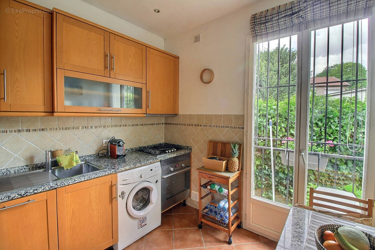 Appartement à FONTENAY-AUX-ROSES