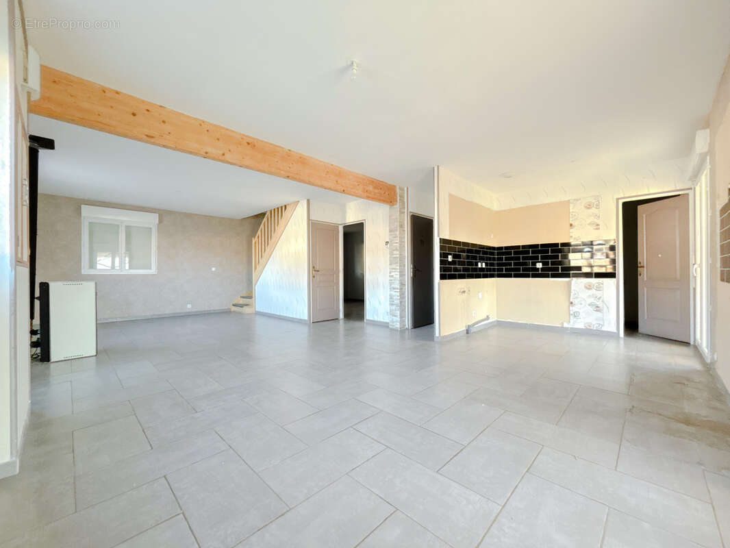 Maison à BRUAY-SUR-L&#039;ESCAUT