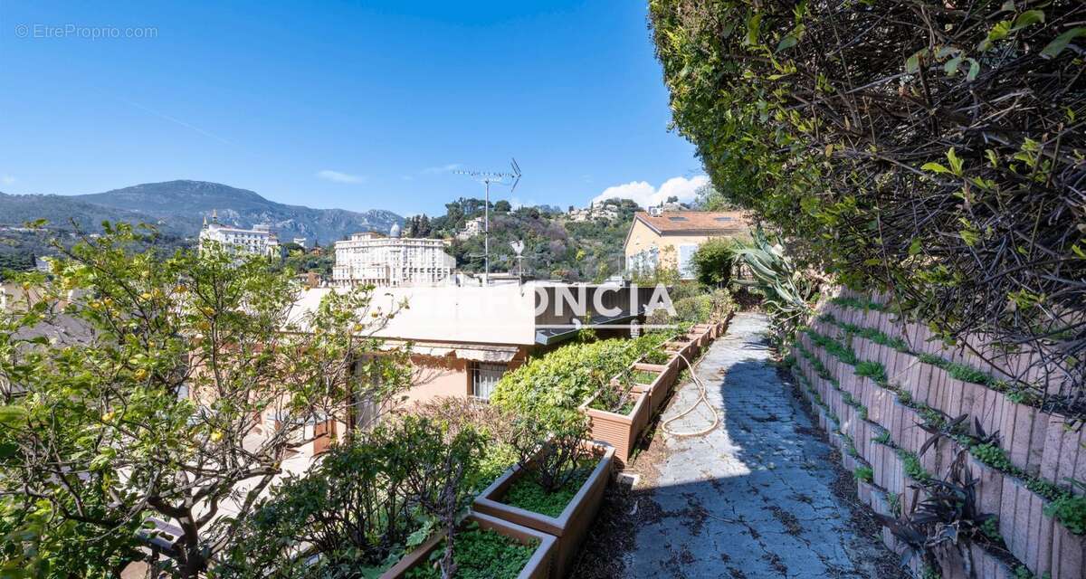 Appartement à MENTON