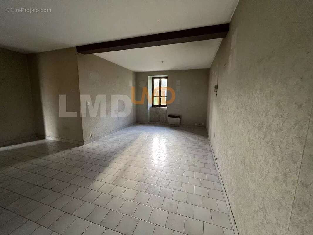 Appartement à AUBIN