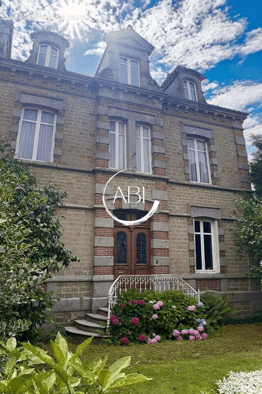 Maison à BRIOUZE