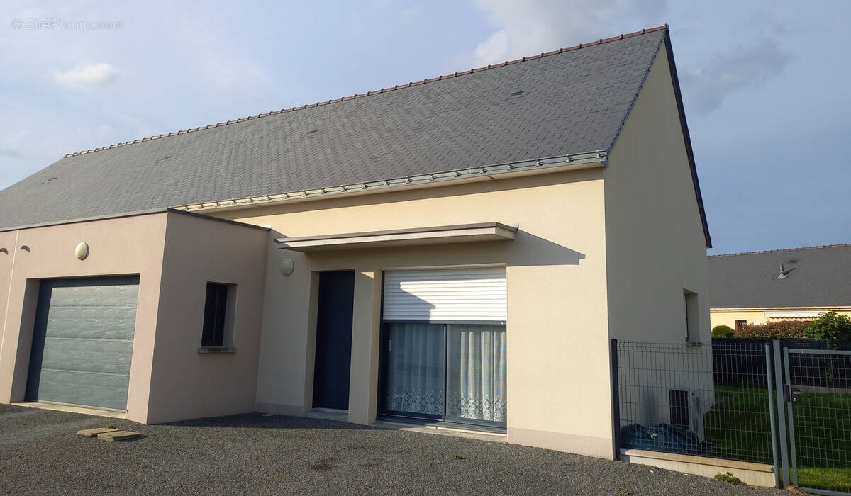 Maison à LOUISFERT