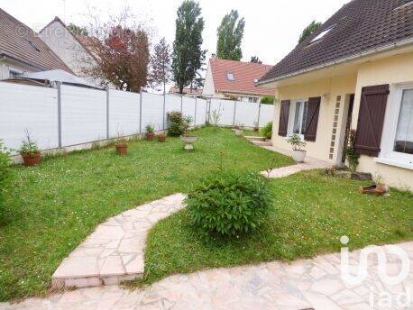 Photo 1 - Maison à EZANVILLE