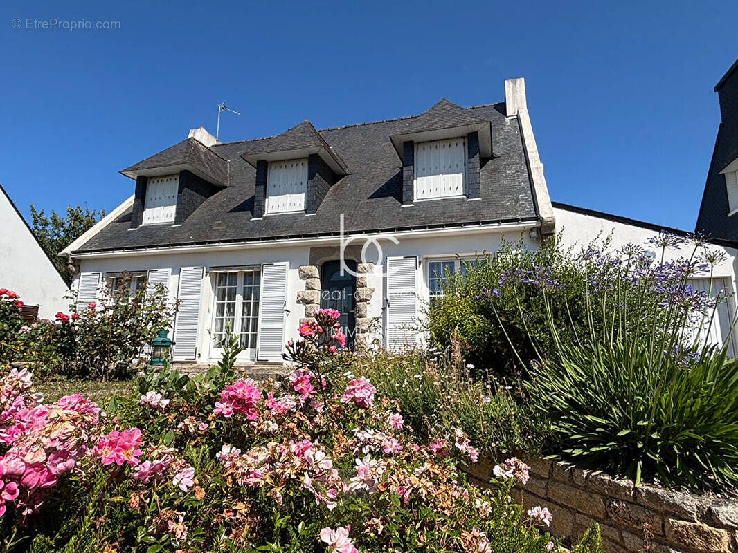 Maison à PLOEREN