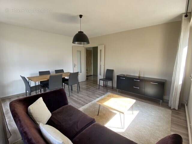 Appartement à CROIX