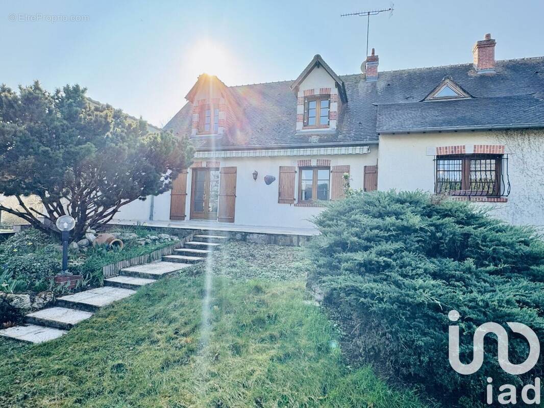 Photo 1 - Maison à SAINT-HILAIRE-SAINT-MESMIN
