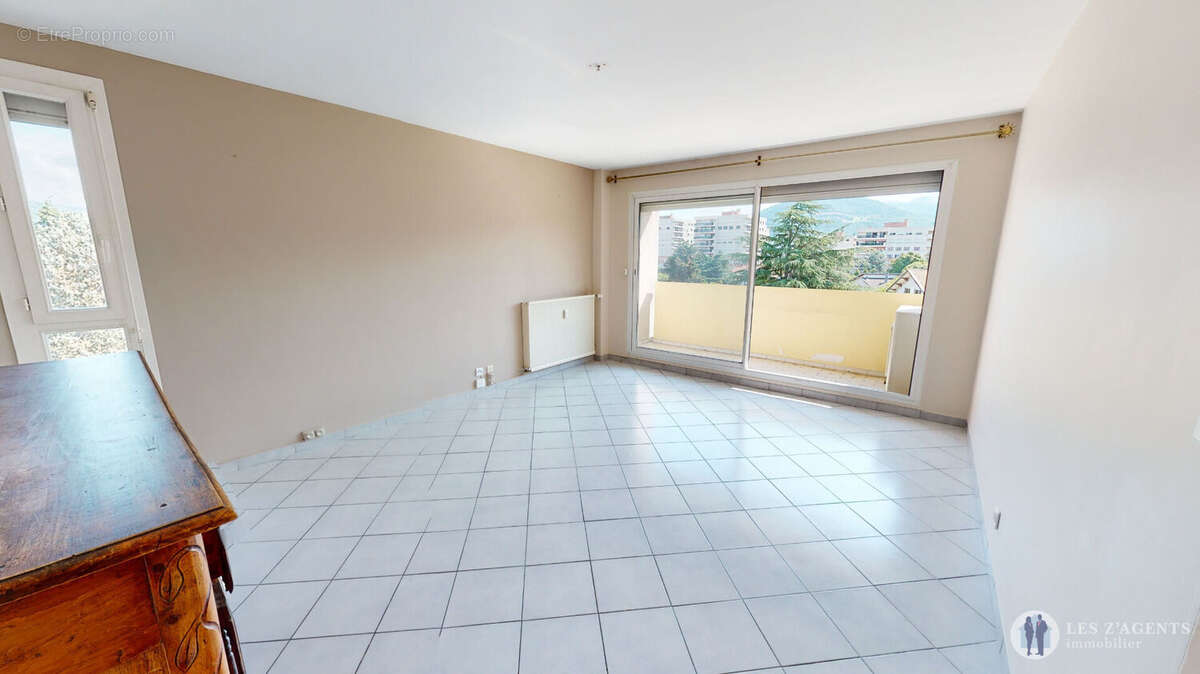 Appartement à ECHIROLLES