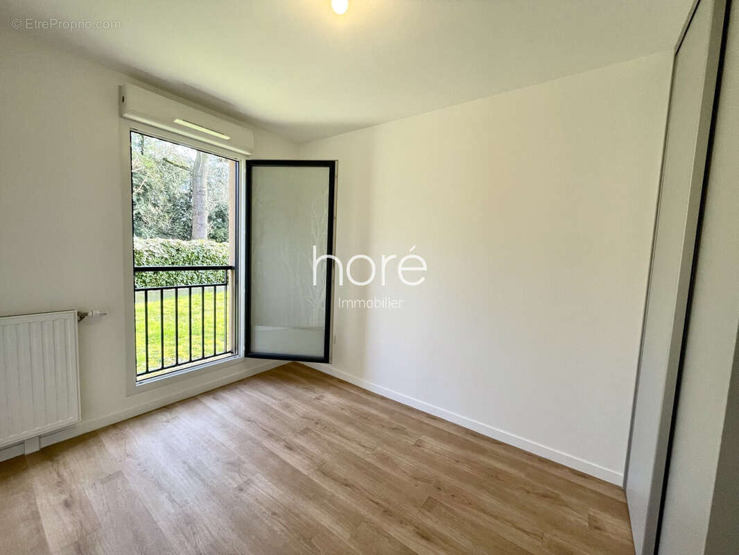 Appartement à BEAUCHAMP
