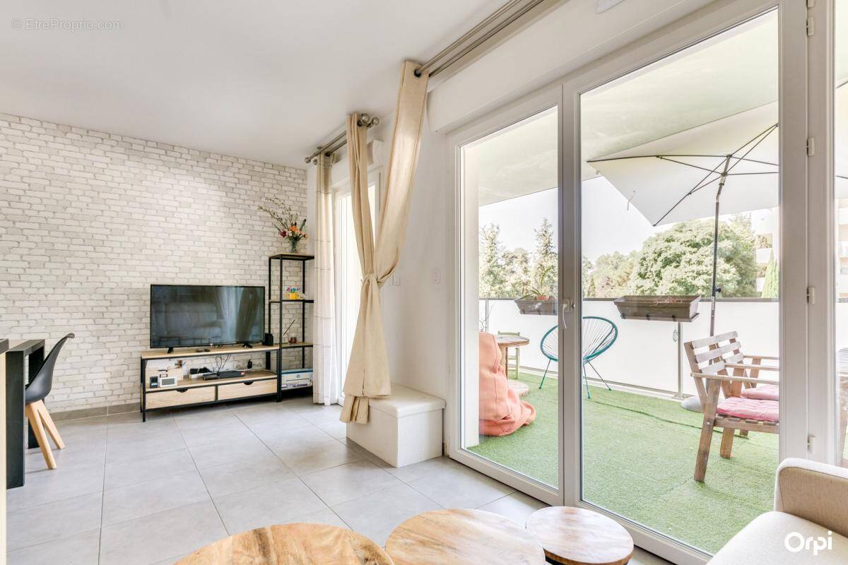 Appartement à MARSEILLE-12E