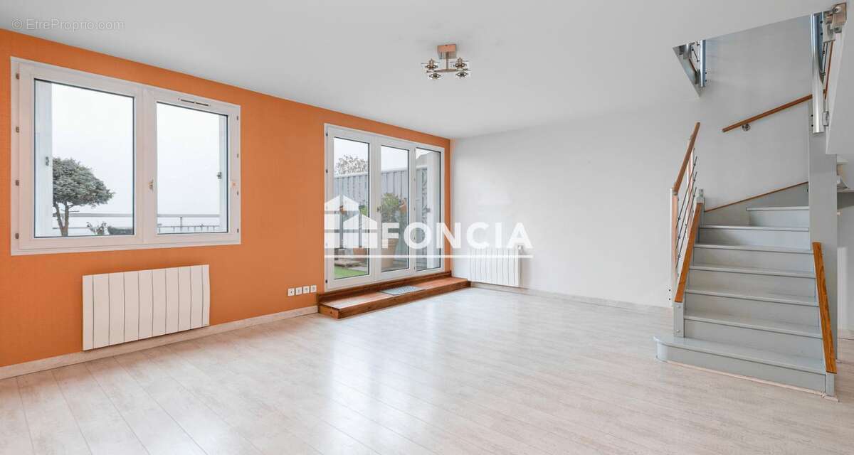 Appartement à BONSECOURS
