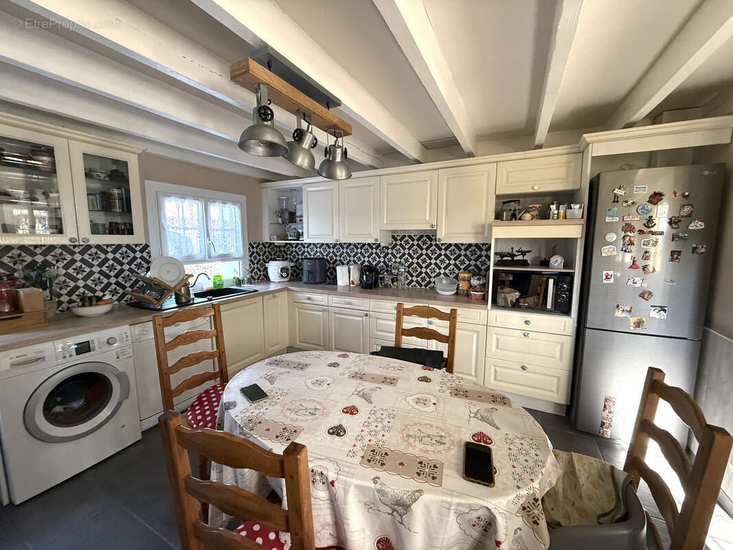Maison à FORMERIE