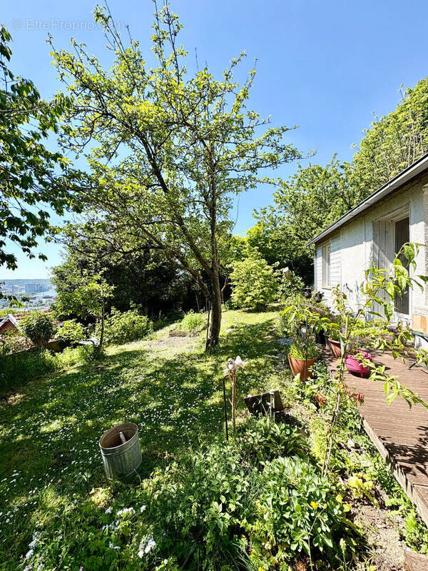 Maison à MONT-SAINT-AIGNAN