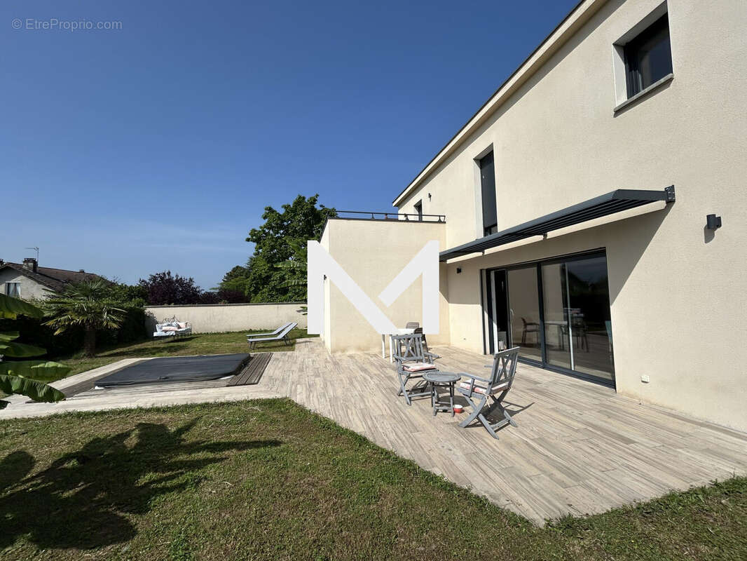 Maison à BIVIERS