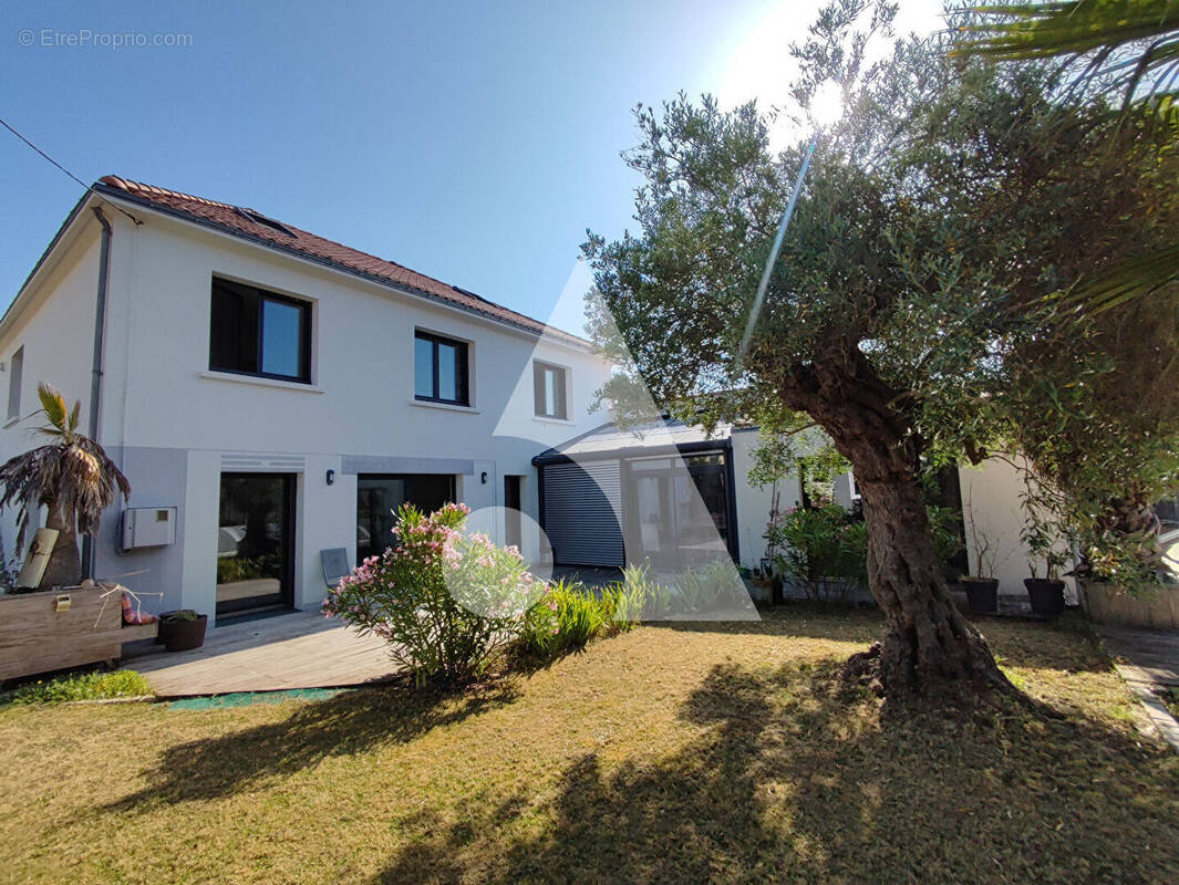 Maison à LA PLAINE-SUR-MER
