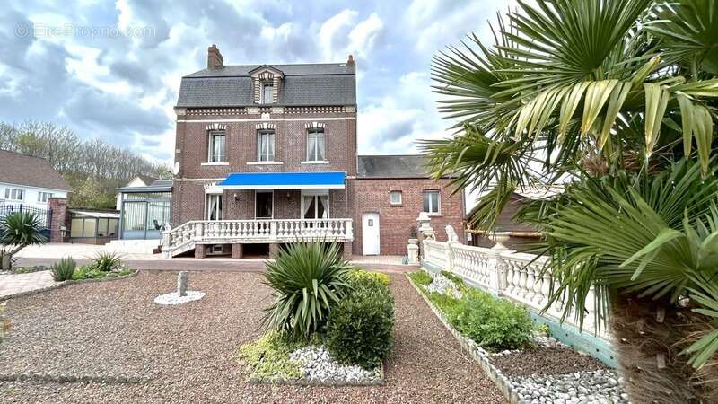 Maison à EU