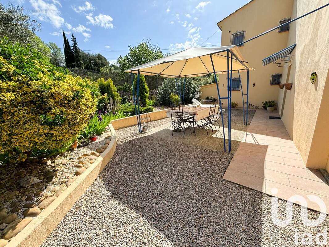 Photo 2 - Maison à LORGUES