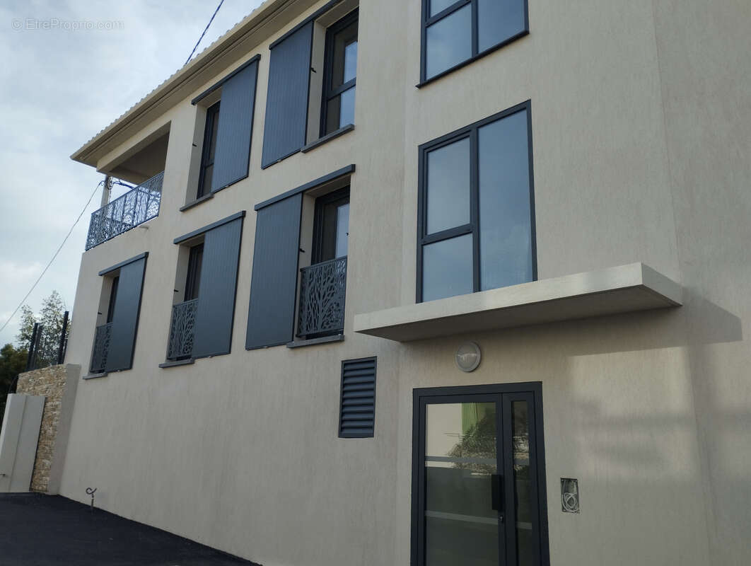 Appartement à SIX-FOURS-LES-PLAGES