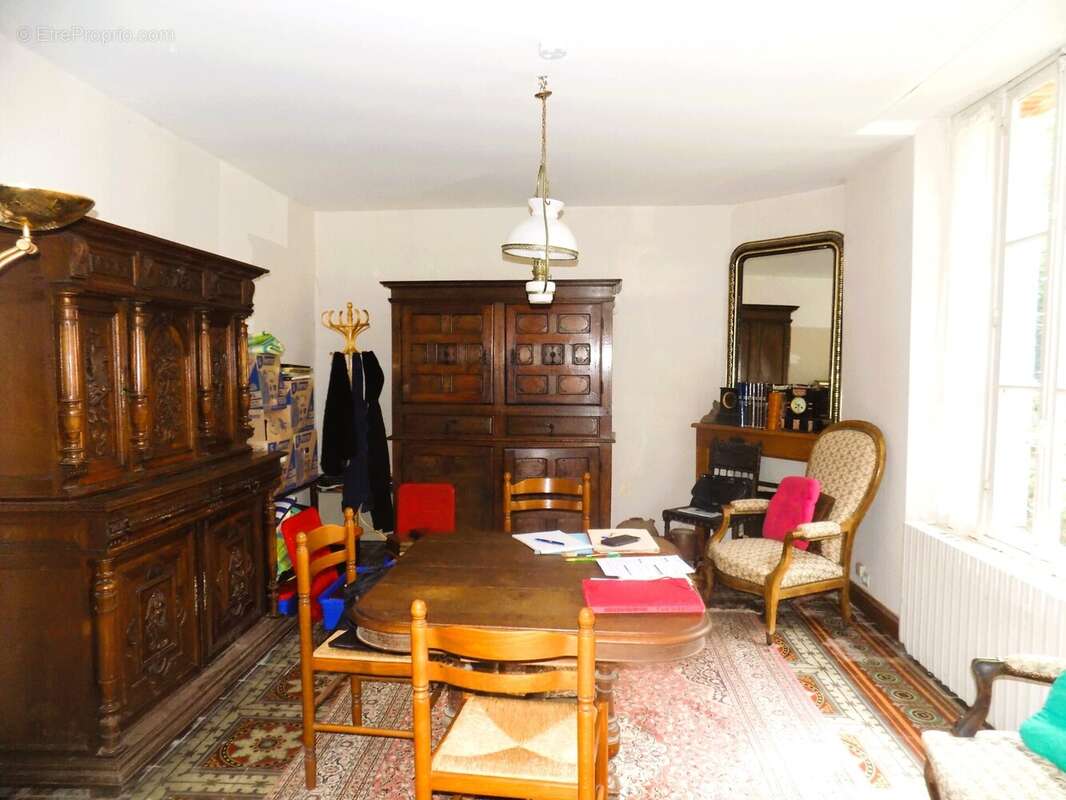 Maison à THEDIRAC