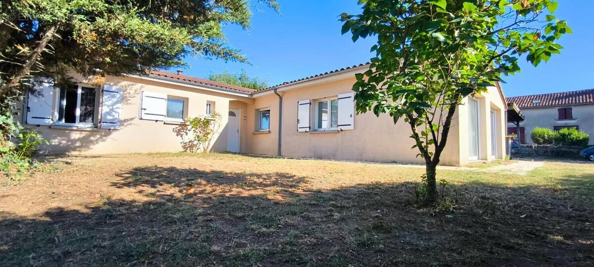 Photo 1 - Maison à MARIGNY-BRIZAY