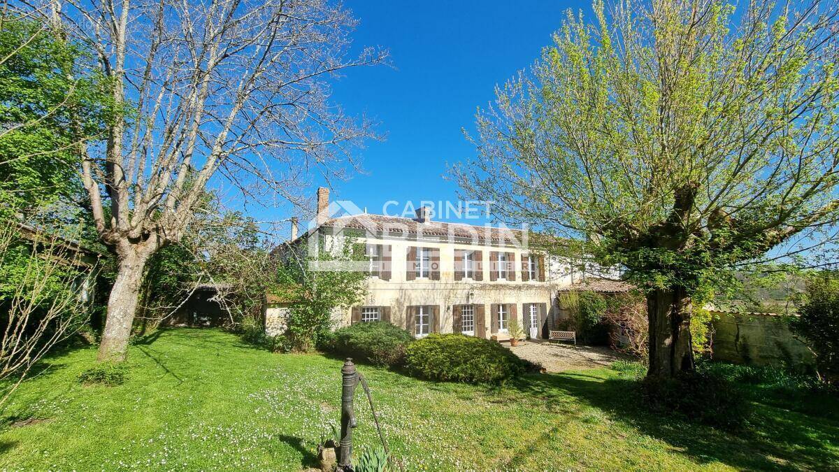 Maison à CAMARSAC