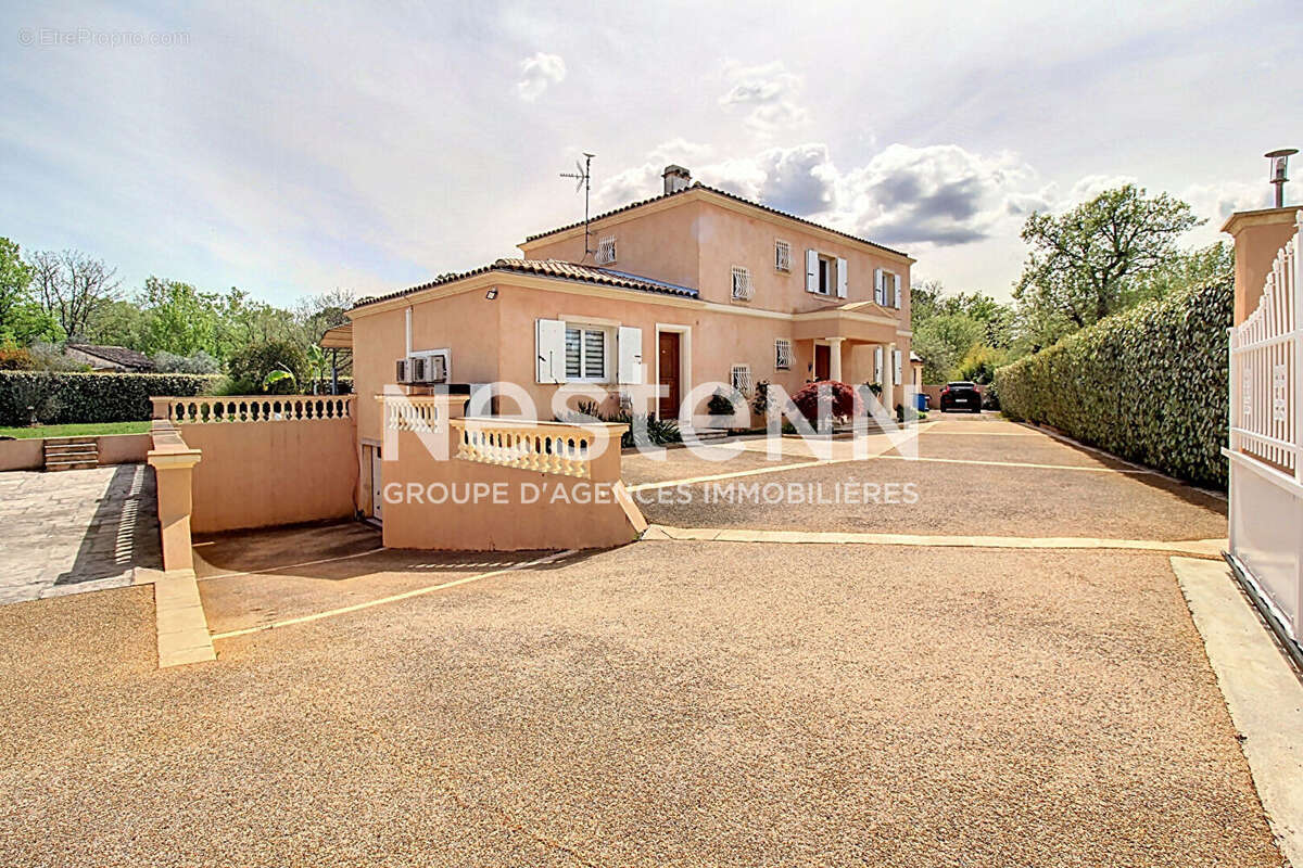 Maison à TRANS-EN-PROVENCE