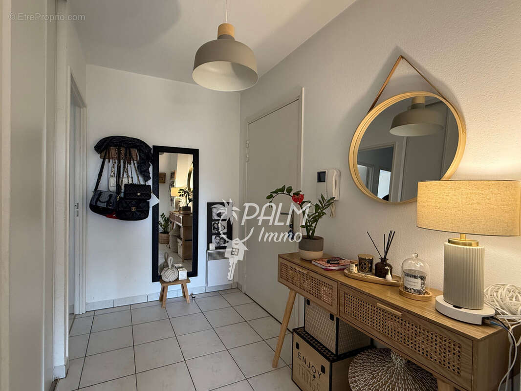 Appartement à MANDELIEU-LA-NAPOULE