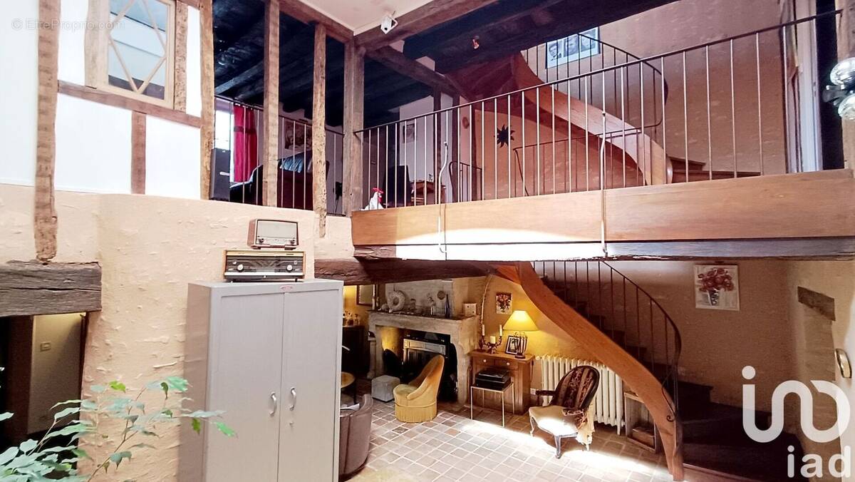 Photo 1 - Maison à CHATEAUROUX