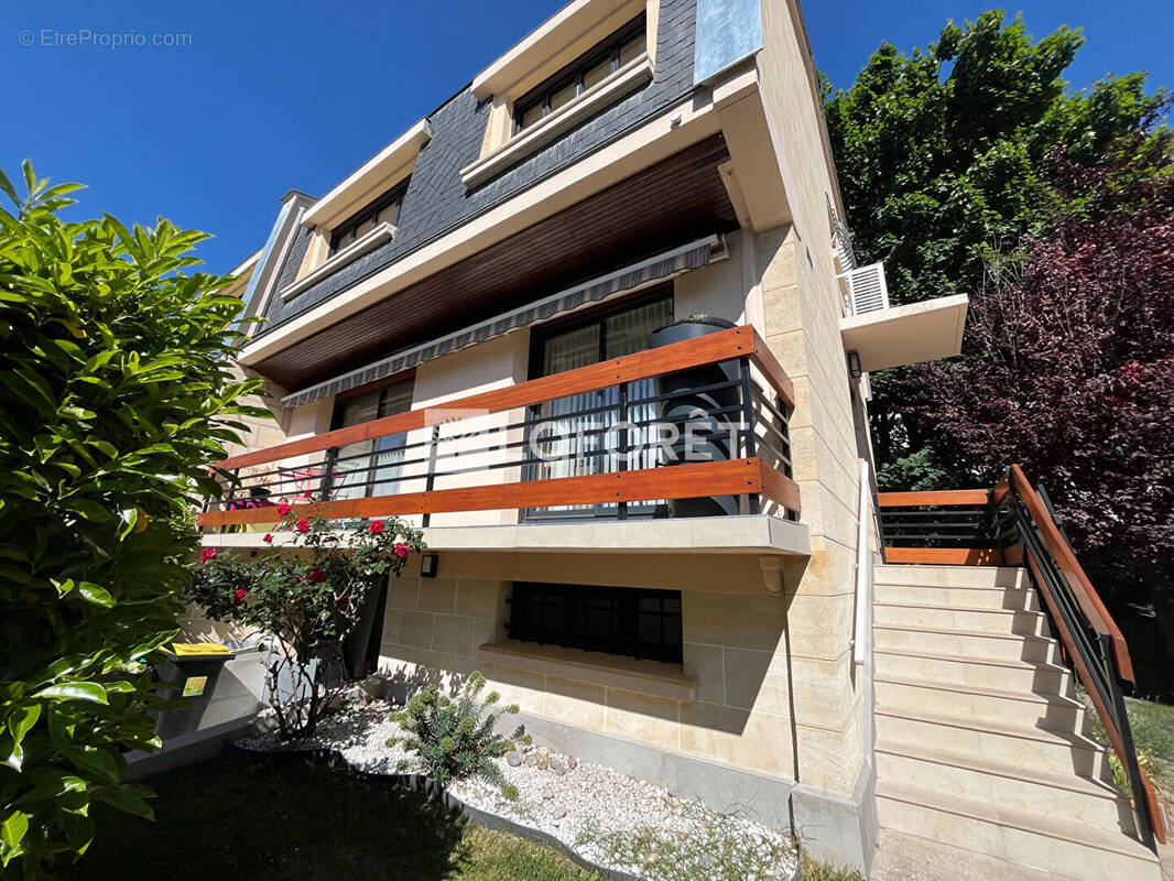 Maison à VILLEJUIF