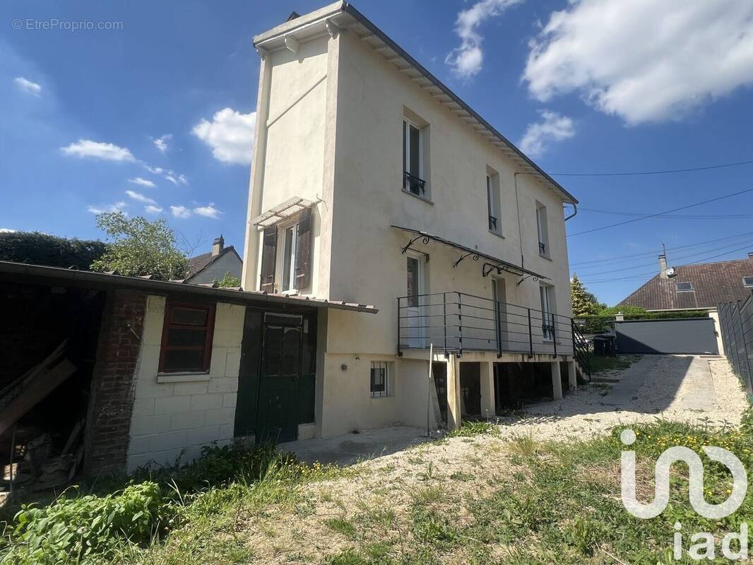 Photo 1 - Maison à GROSLAY