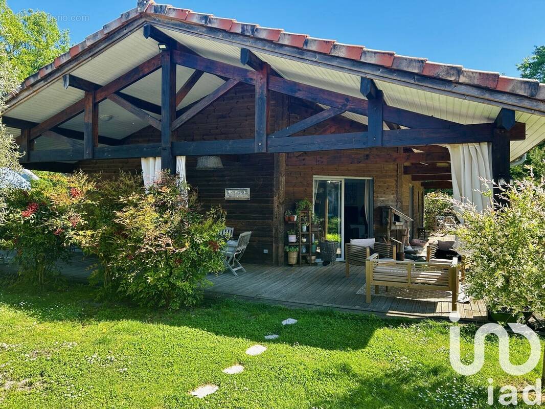 Photo 1 - Maison à VENDAYS-MONTALIVET