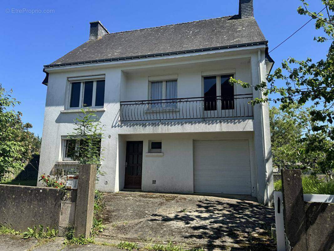 Maison à PLUVIGNER