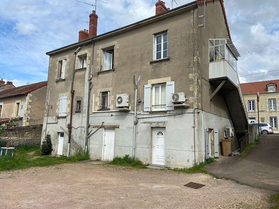 Appartement à CHALLUY