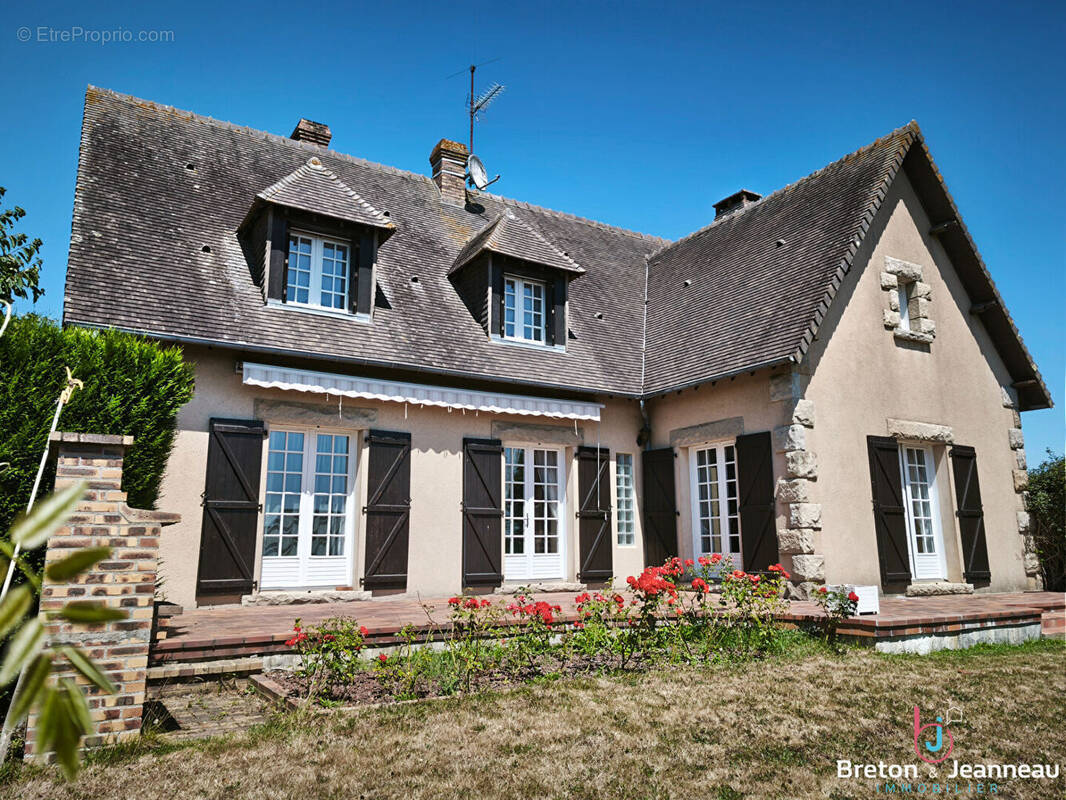 Maison à JAVRON-LES-CHAPELLES