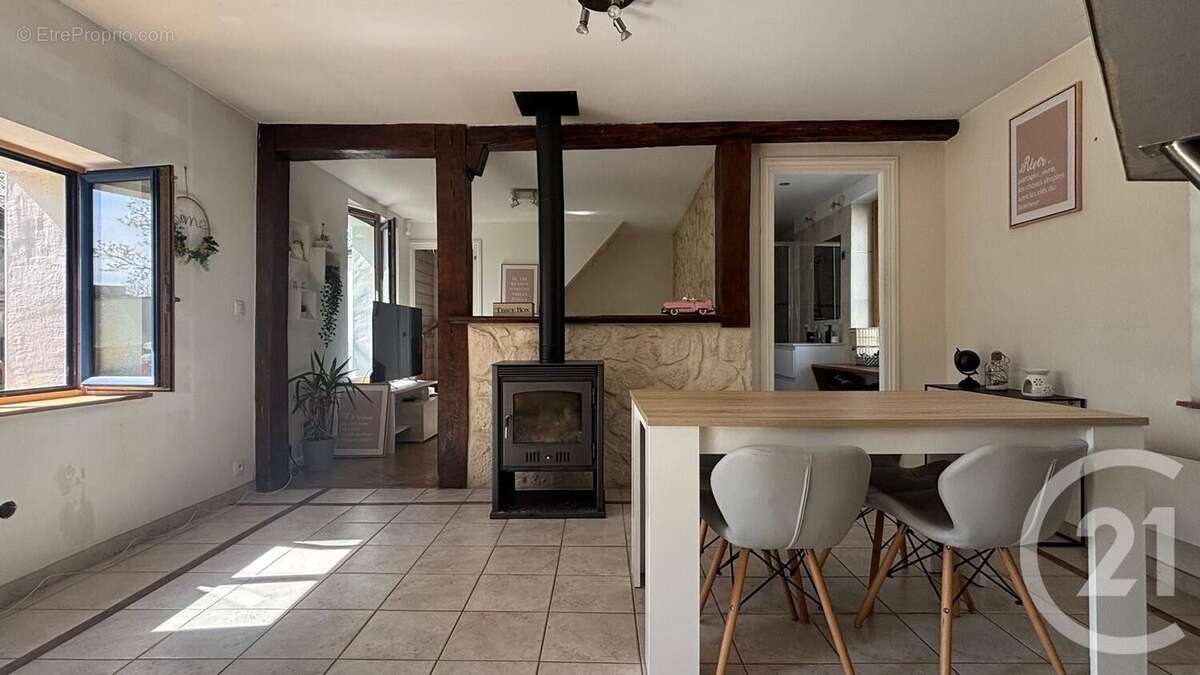 Maison à SOREL-MOUSSEL