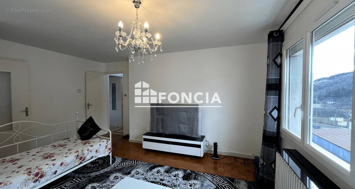 Appartement à LA MURE