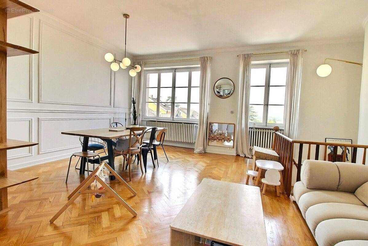 Appartement à SAINT-JULIEN-EN-GENEVOIS