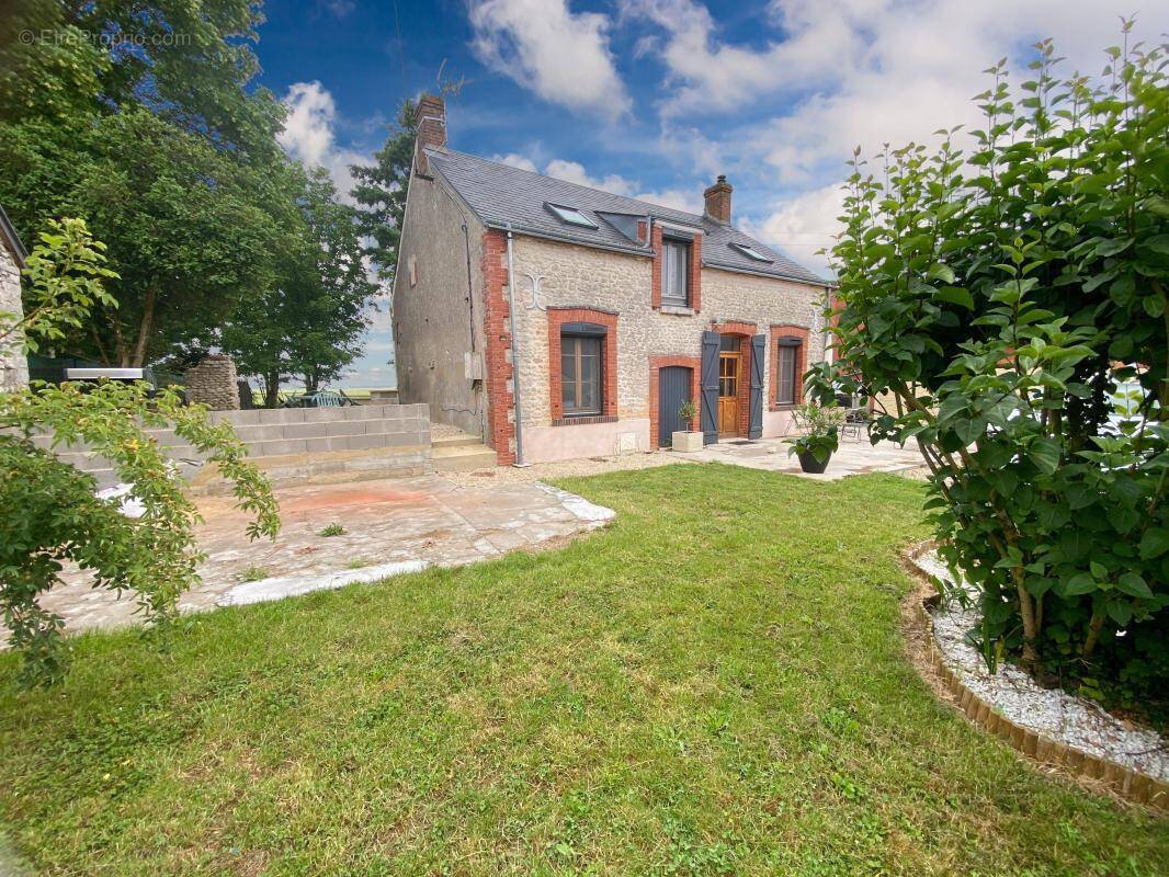Maison à TIVERNON