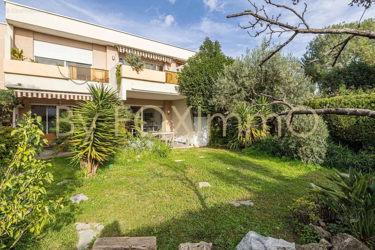 Appartement à CAGNES-SUR-MER