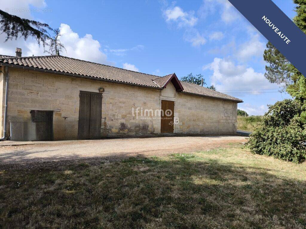 Maison à BEYCHAC-ET-CAILLAU