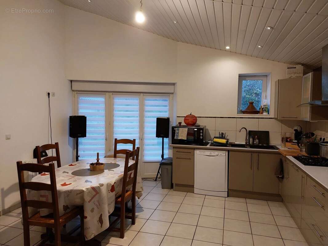 Maison à JONZAC