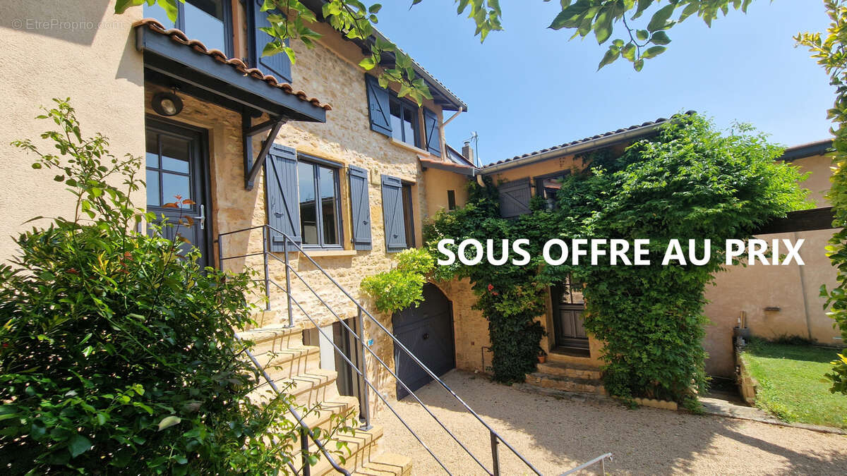 Maison à COUZON-AU-MONT-D&#039;OR